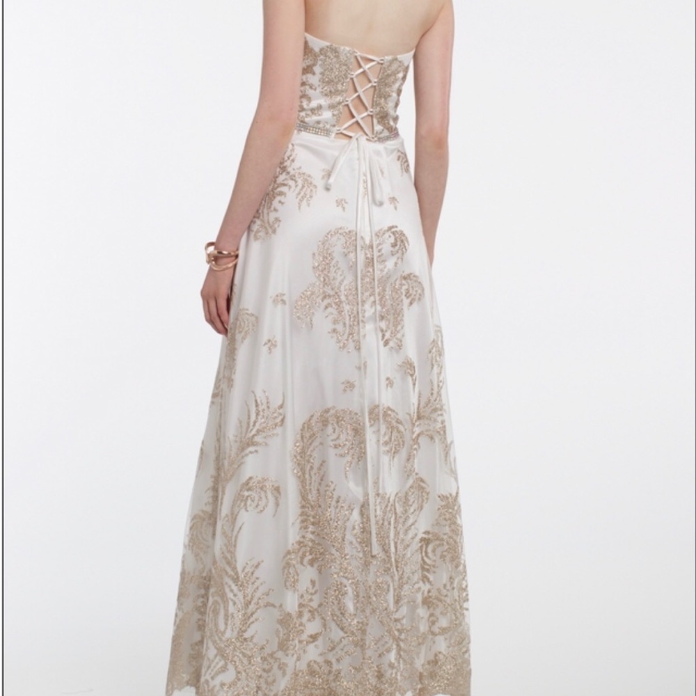 Prom Dress - Picture 2 of 4